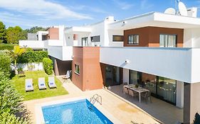 Villas Novochoro - Large Garden- Heatable Pool By Dreamvillasalbufeira